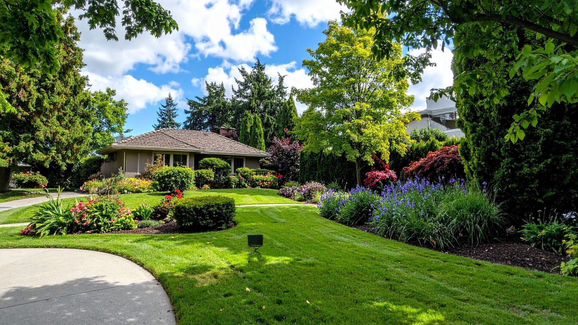 Beyond Curb Appeal: Selling Your Luxury Home for More