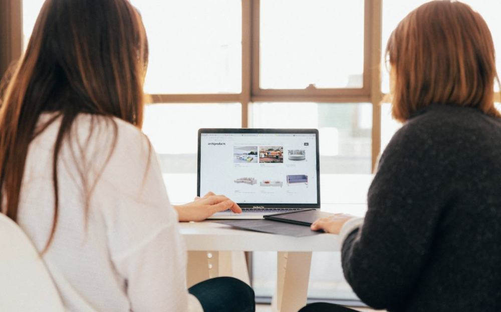 No Place Like Home: This Luxury Brokerage Sets Realtors Up For Success