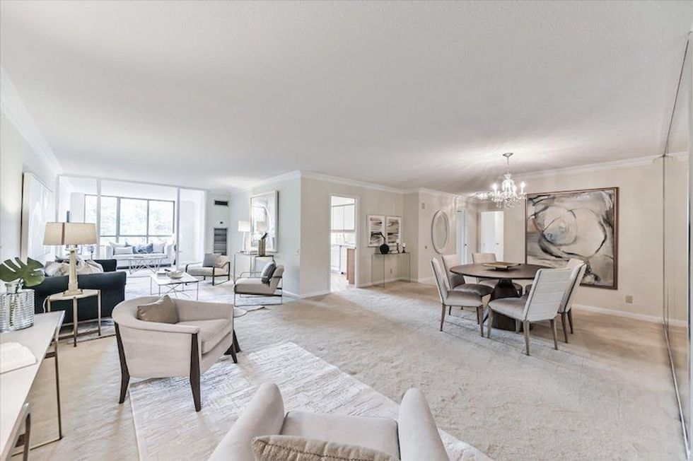 Image 10: Luxury Real Estate