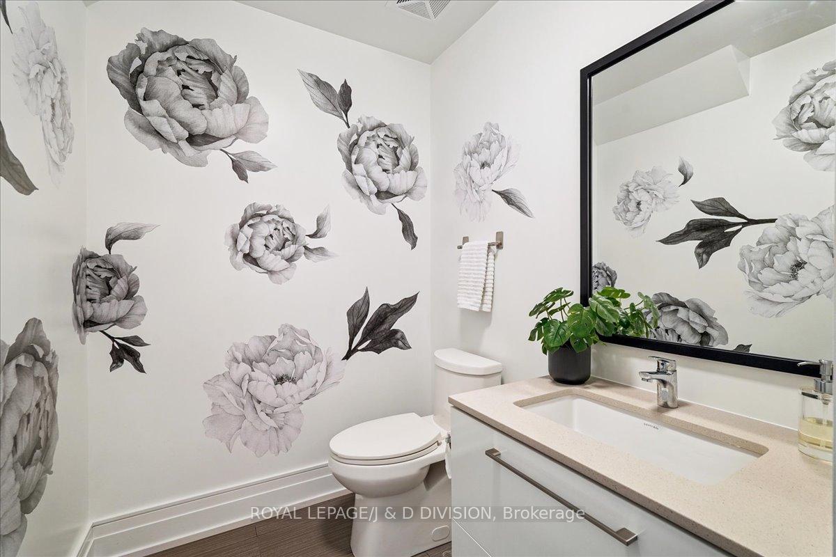 Powder room