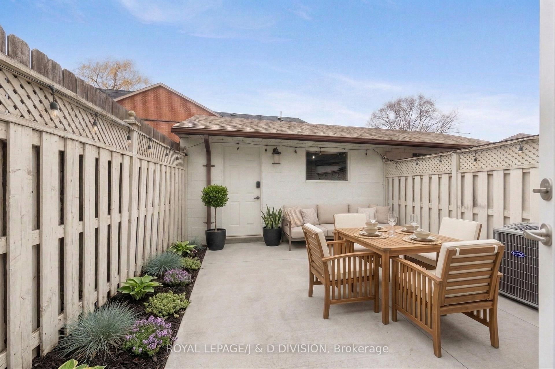 Unit 1 Virtually staged