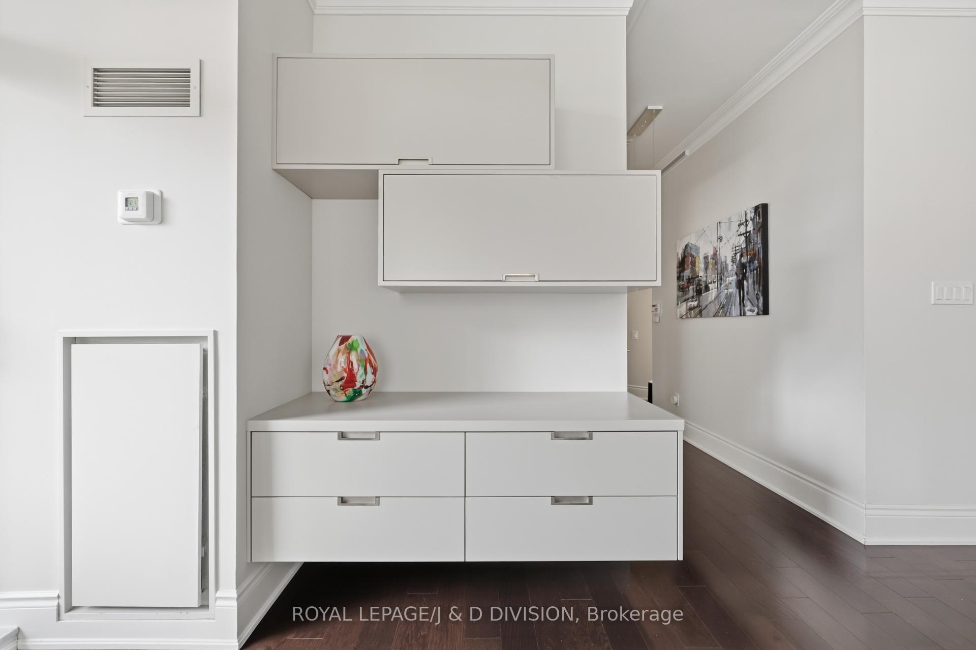 Dining Room B/I Storage