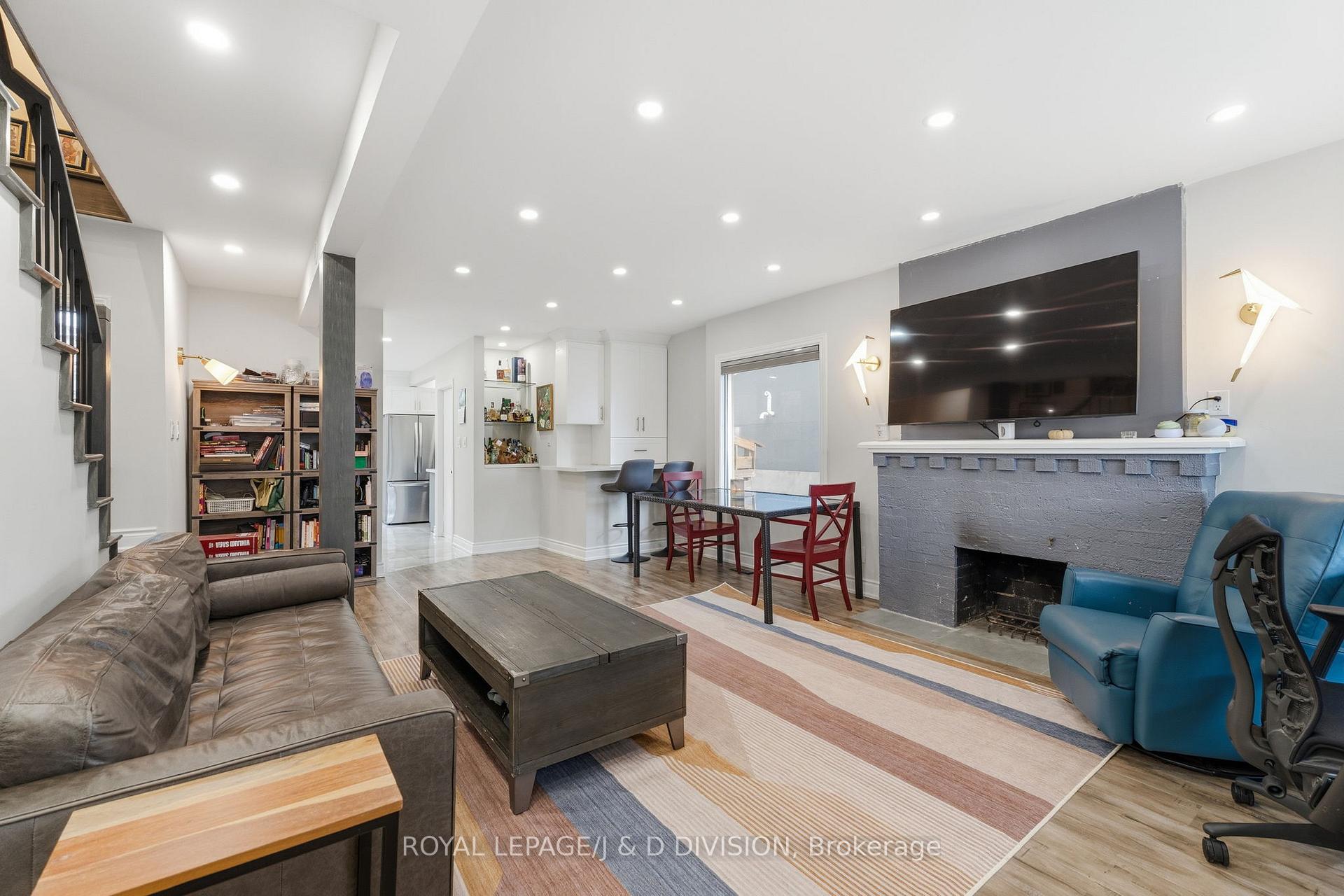 Living  / Dining Room