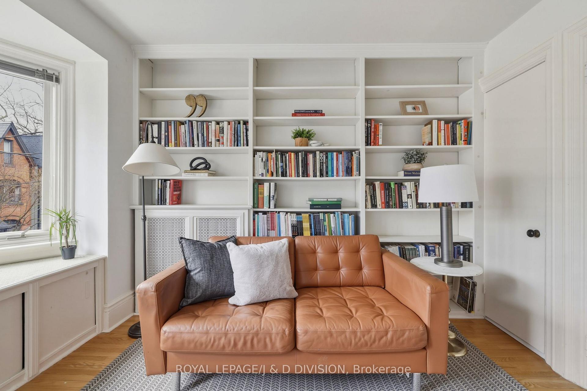 Built-in Book Shelves and Double Closet