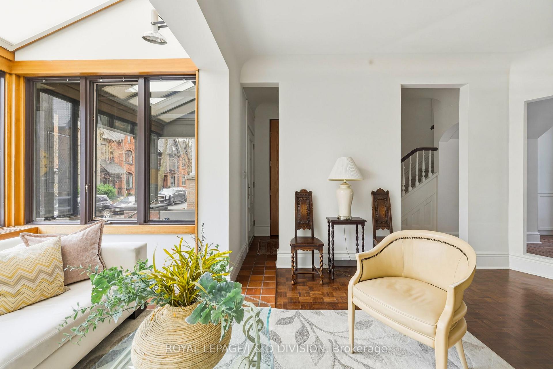 Living Room looking to entrance