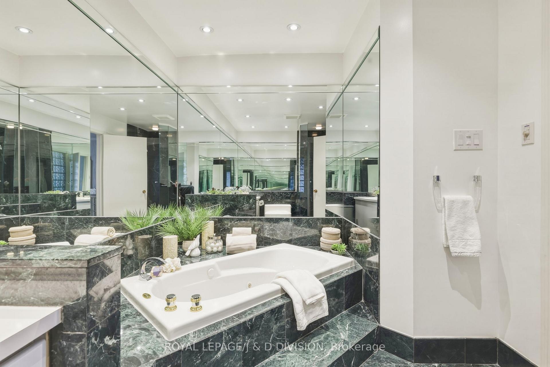 Primary Ensuite with Jacuzzi Tub