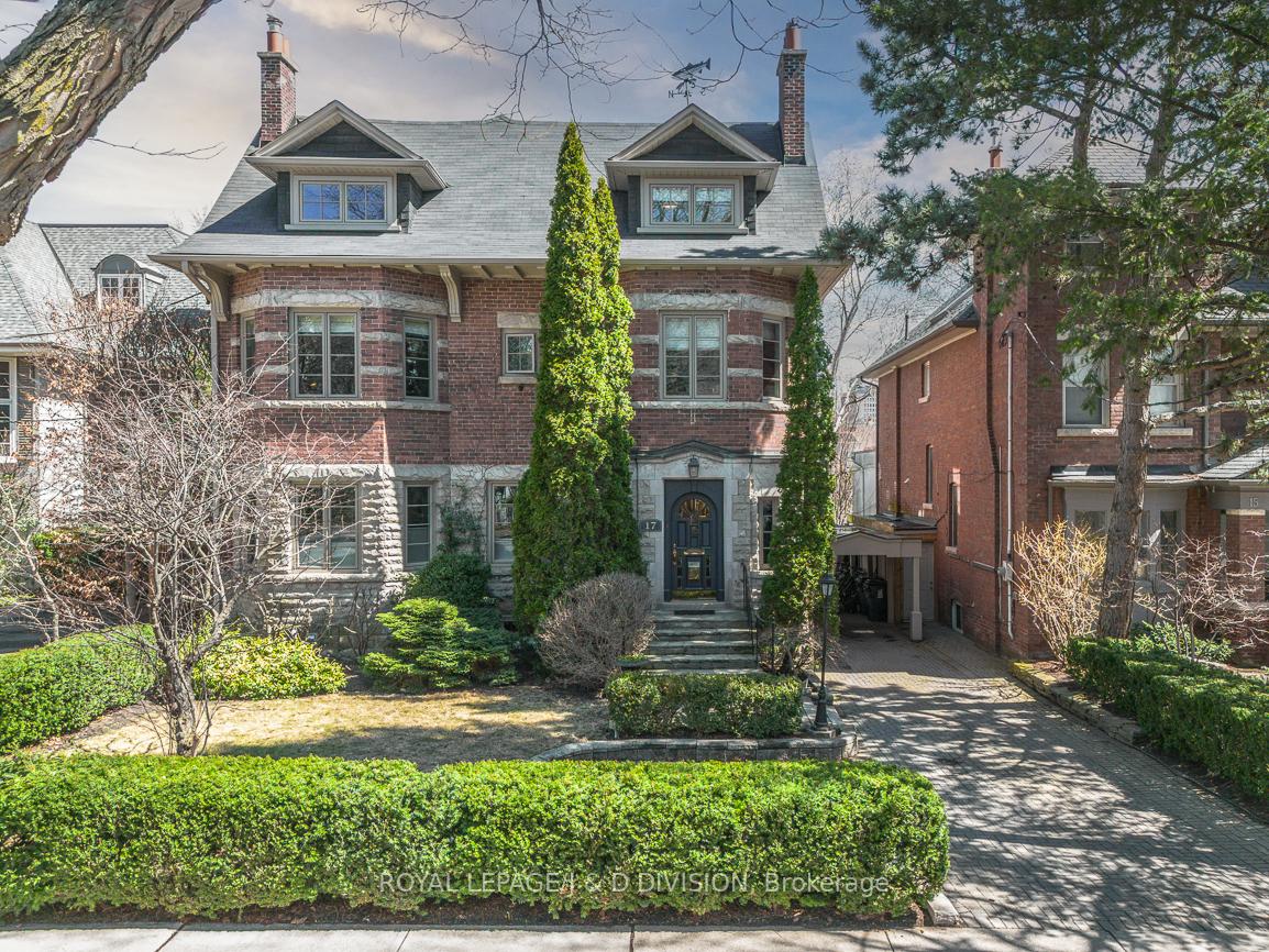 17 Parkwood Avenue, Toronto, ON, M4V 2W9