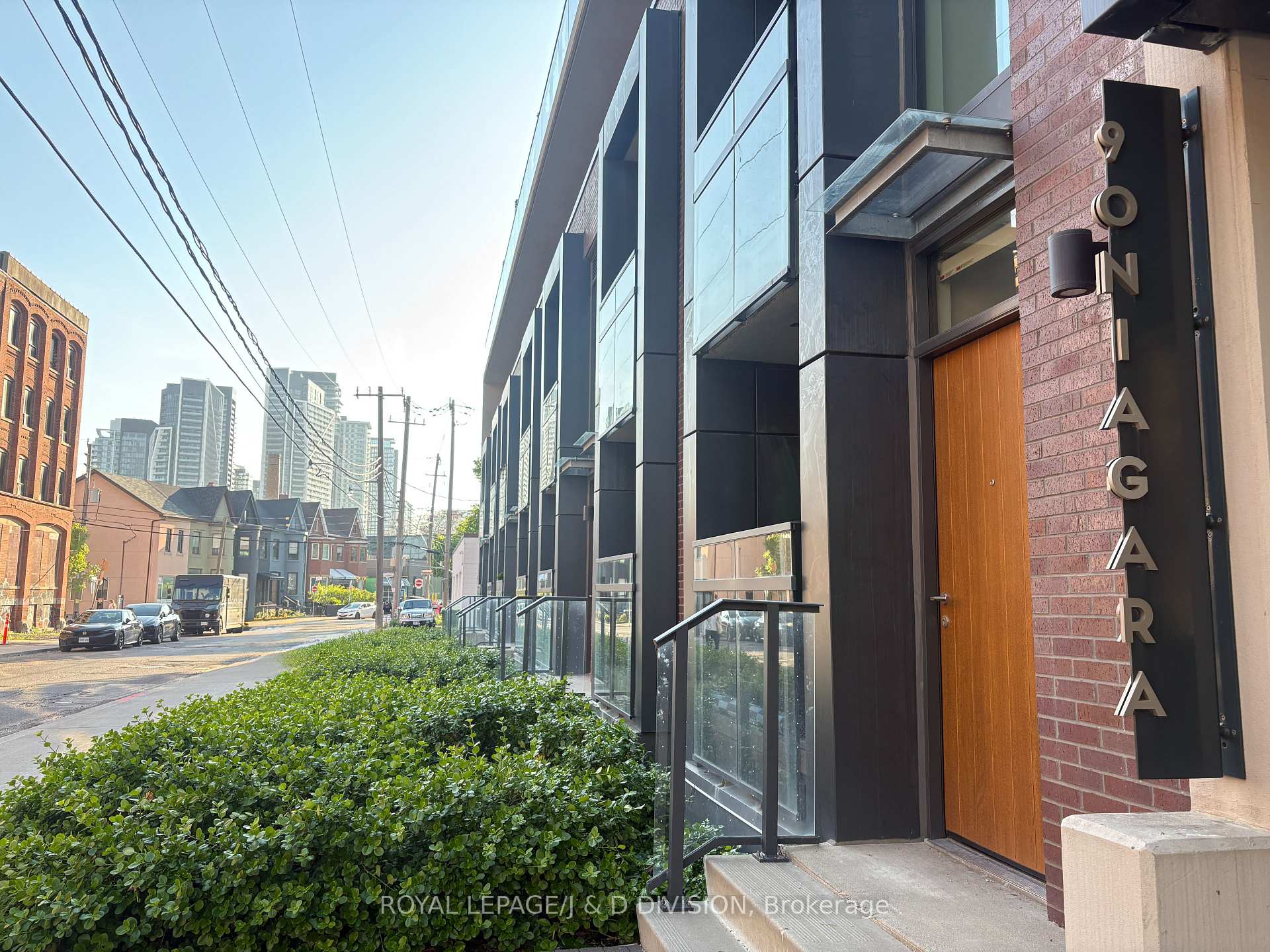90 Niagara Street #405, Toronto, ON, M5V 0P9