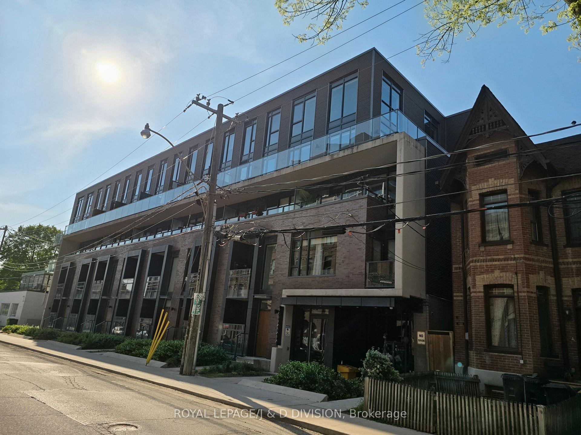 Boutique building
