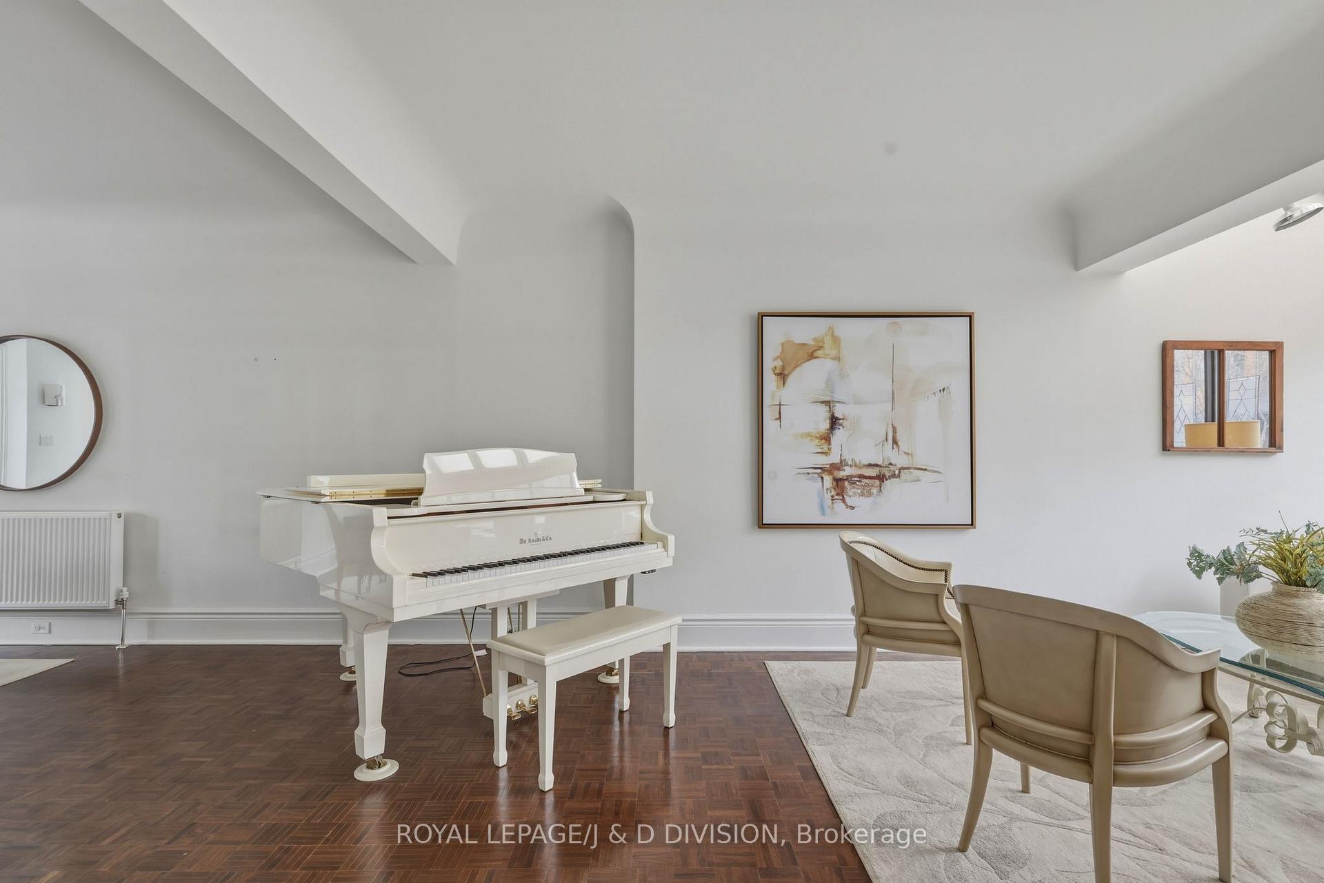 High ceilings!