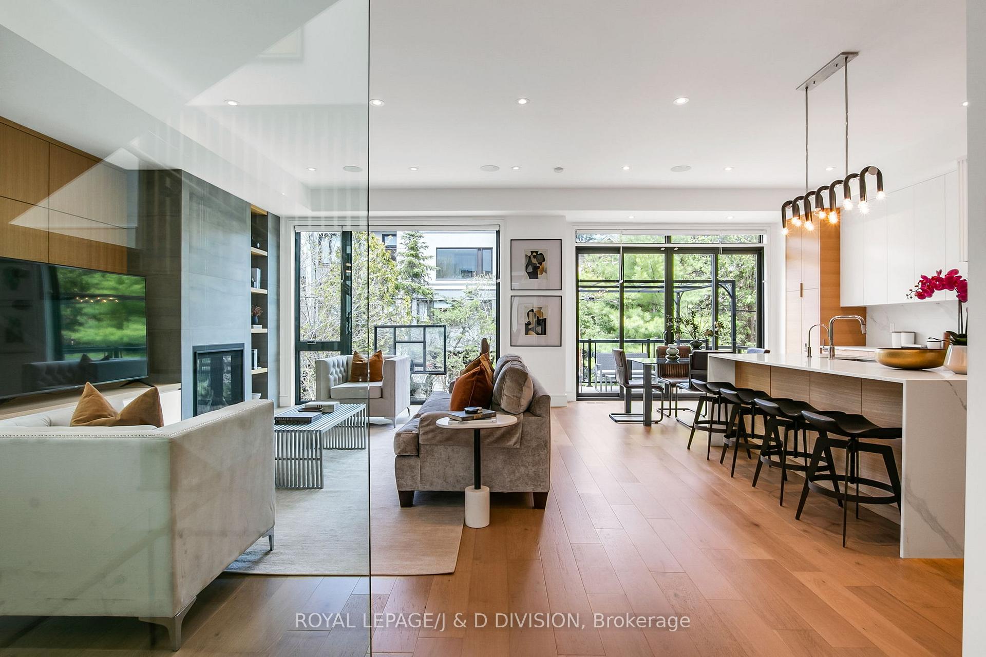 Bright Open Concept Family and Kitchen area