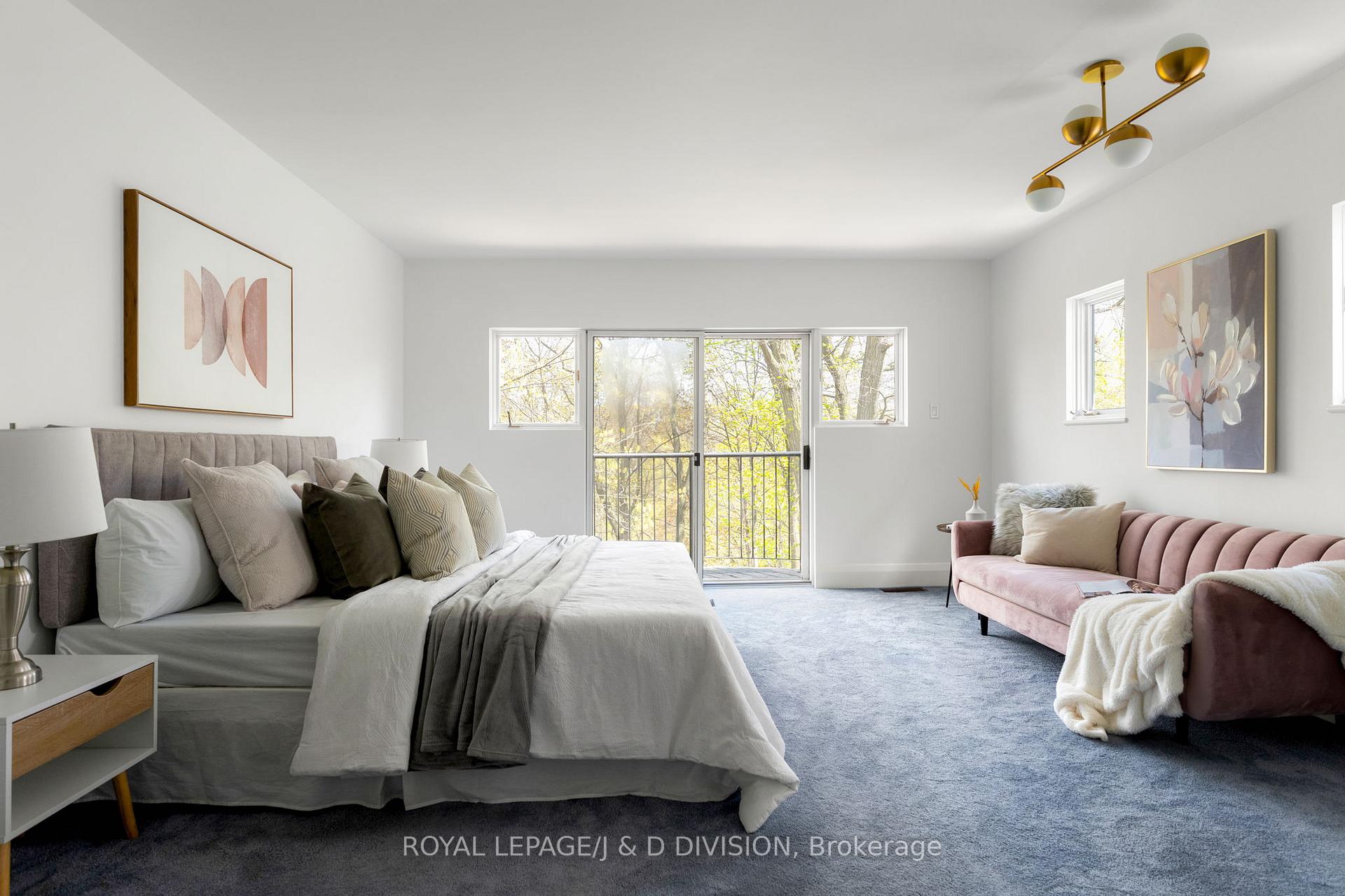 Primary Bedroom w walkout