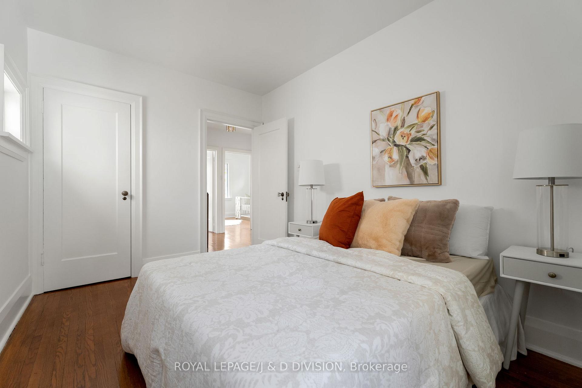 Bedroom 2 w BI closet