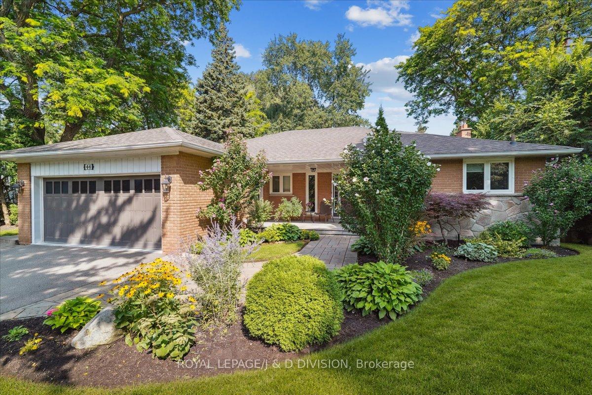 44 George Henry Boulevard, Toronto, ON, M2J 1E2