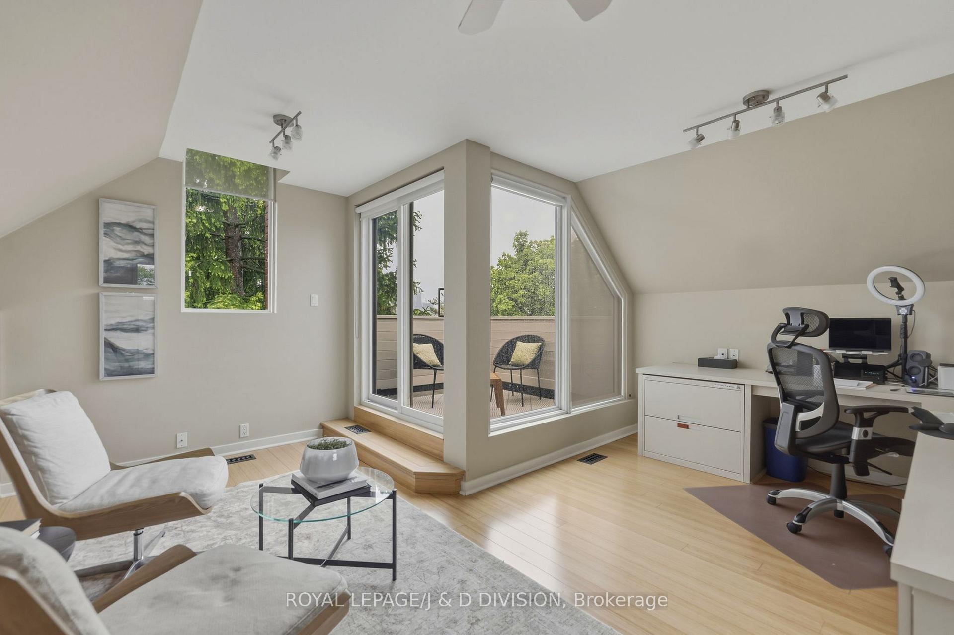 3rd Floor: Views to Balcony
