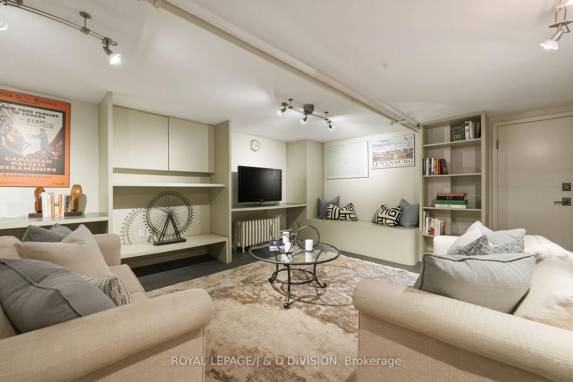 Lower Level Recreation Room