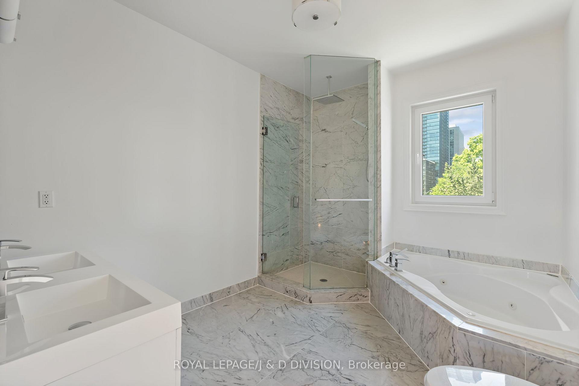 5 pc Primary Ensuite
