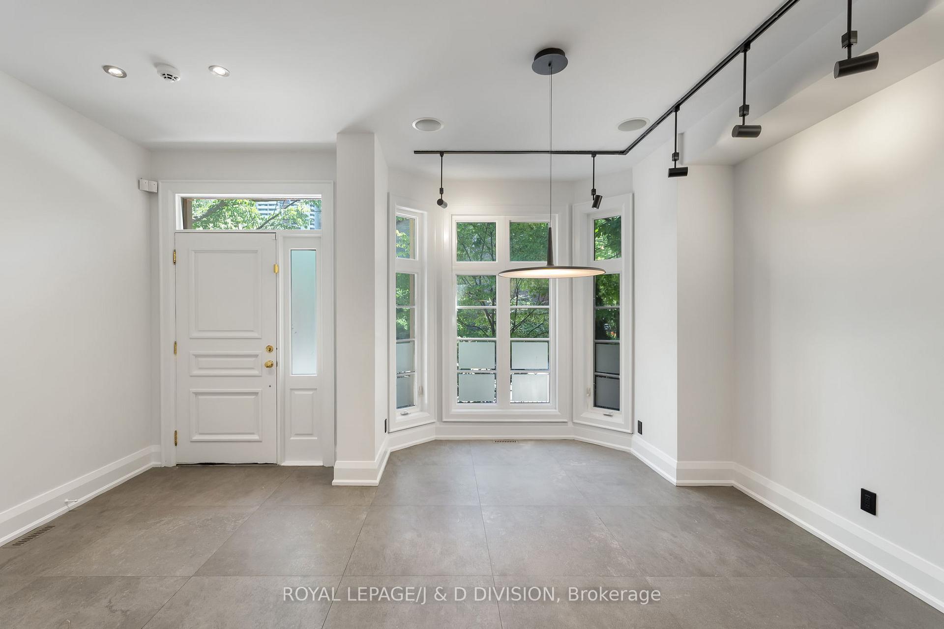 Entry into Living Room