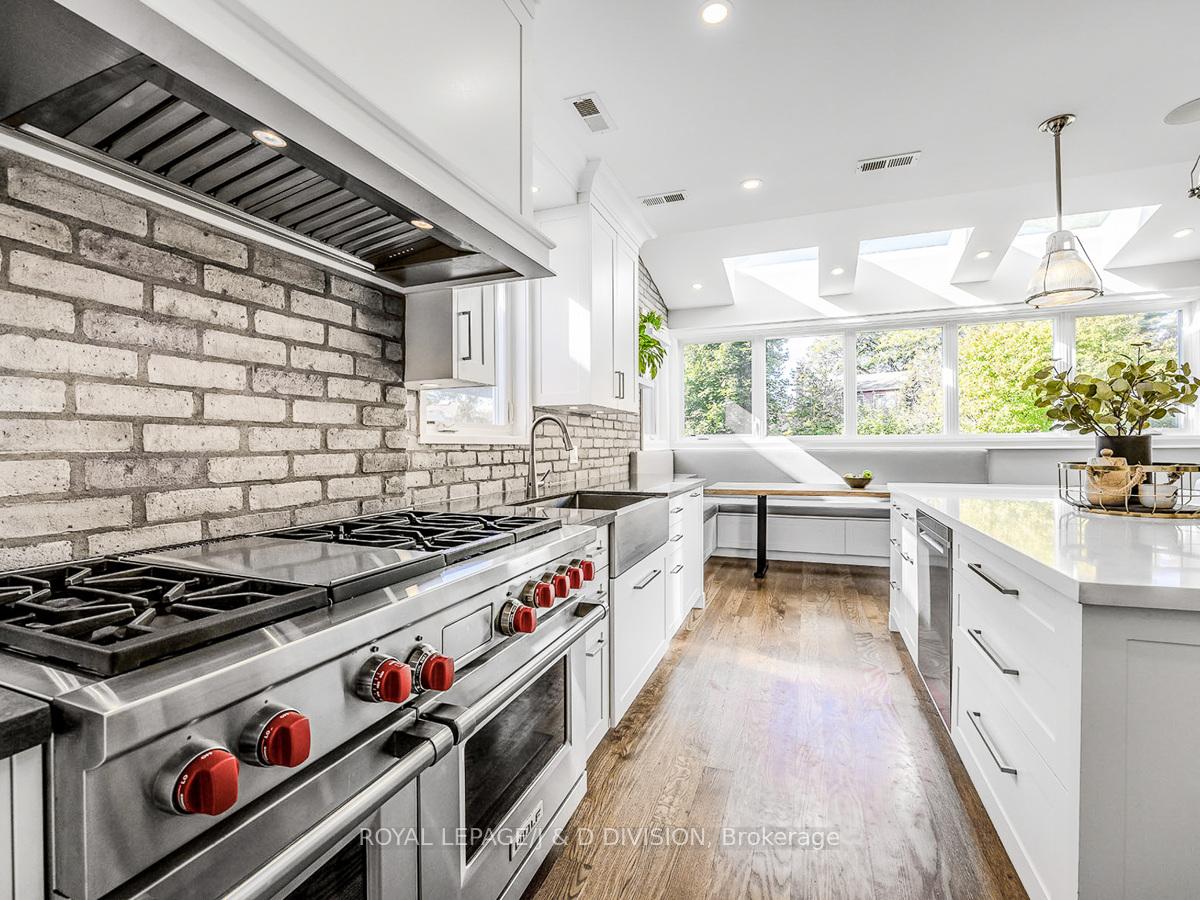 Beautiful Chef's Kitchen