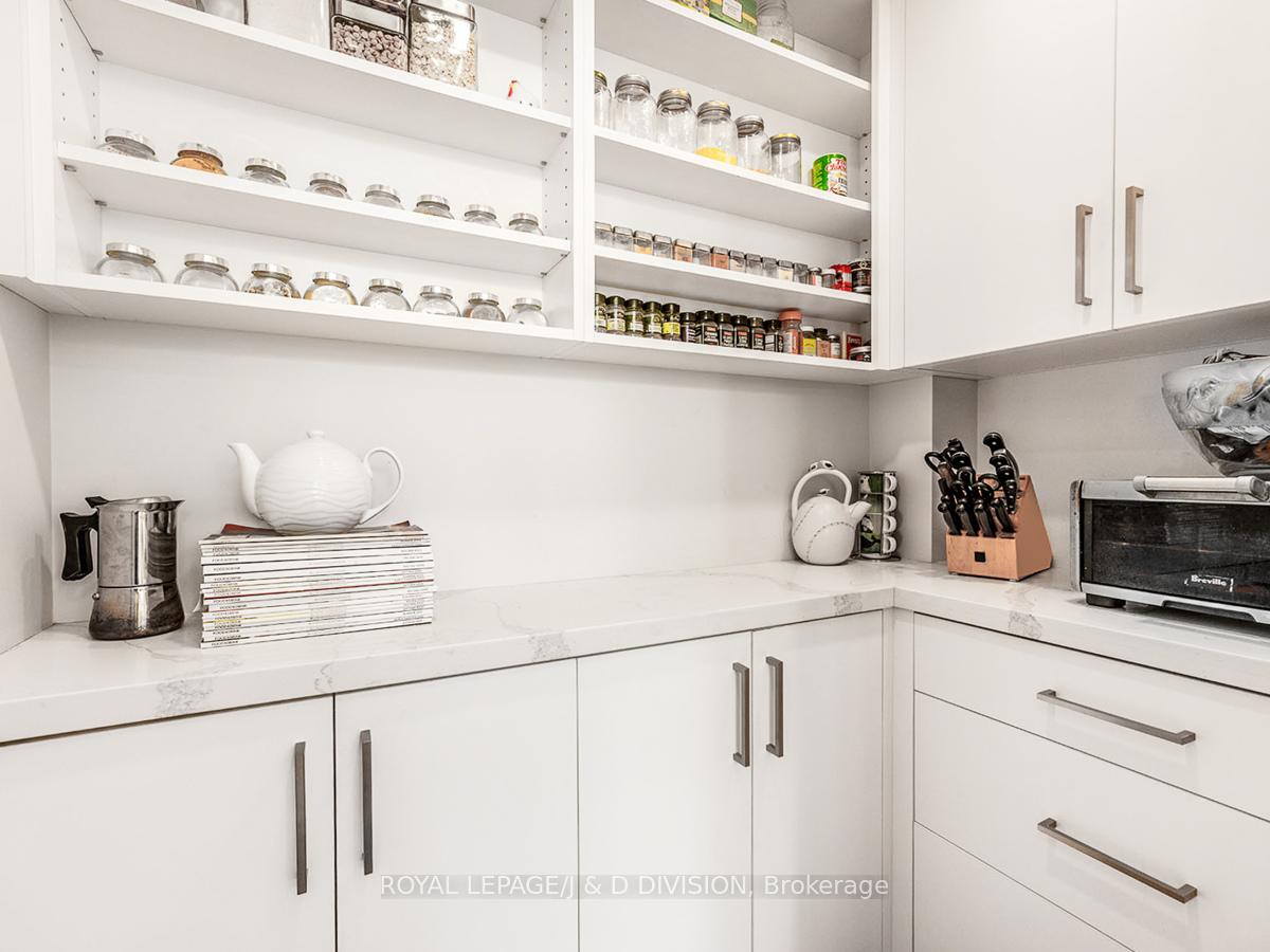 Separate Pantry