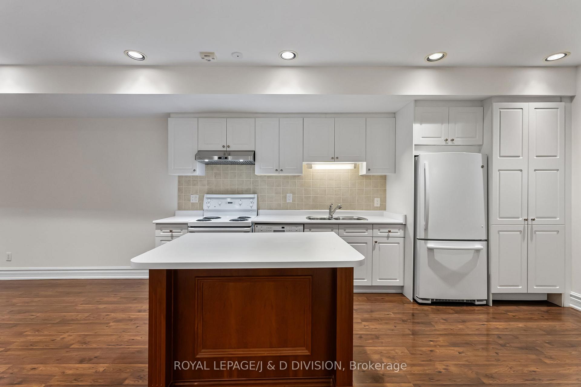Lower Level: Kitchen w Plenty of storage