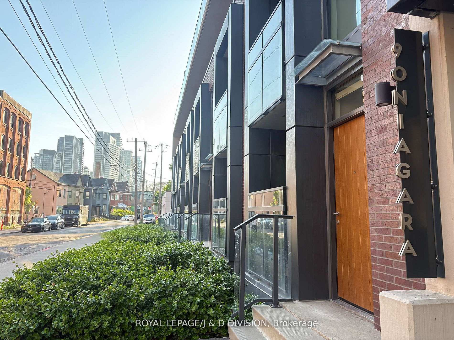 90 Niagara Street #405, Toronto, ON, M5V 0P9