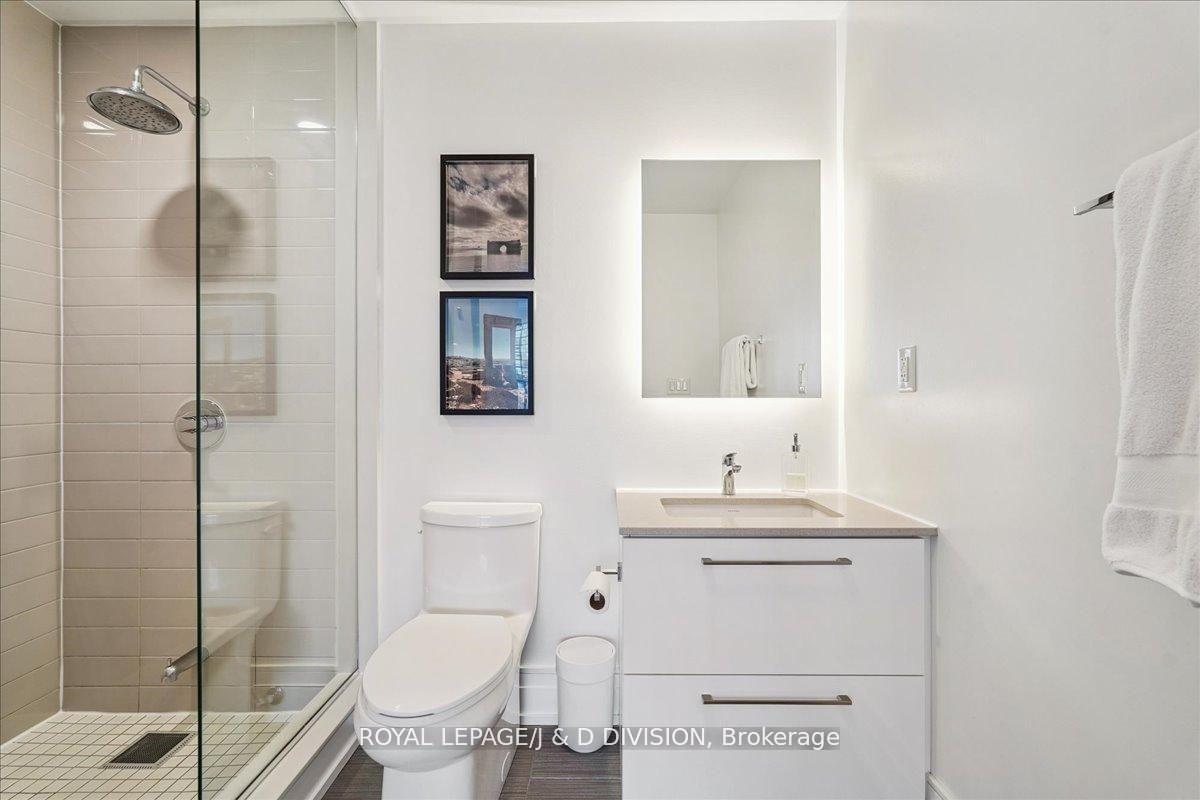 3 piece ensuite with shower stall, glass doors