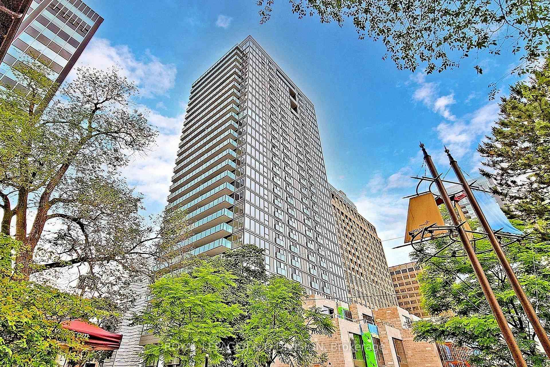 99 Foxbar Road #311, Toronto, ON, M4V 0B2