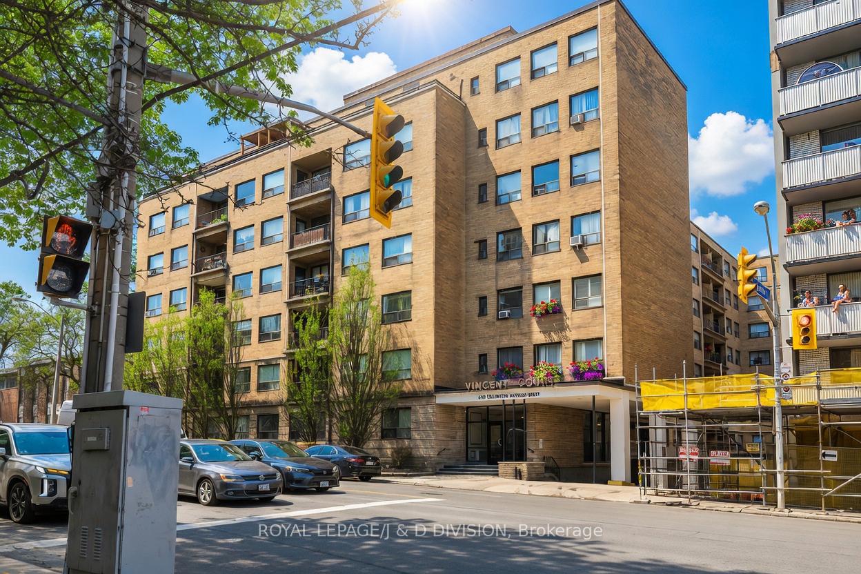 660 W Eglinton Avenue W #716, Toronto, ON, M5N 1C3