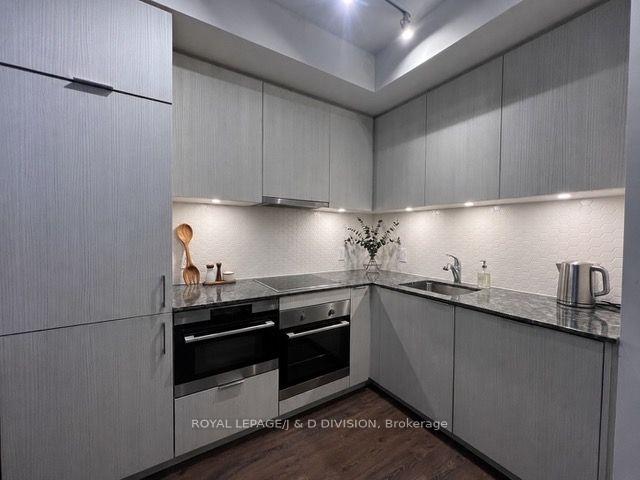 virtual staged kitchen