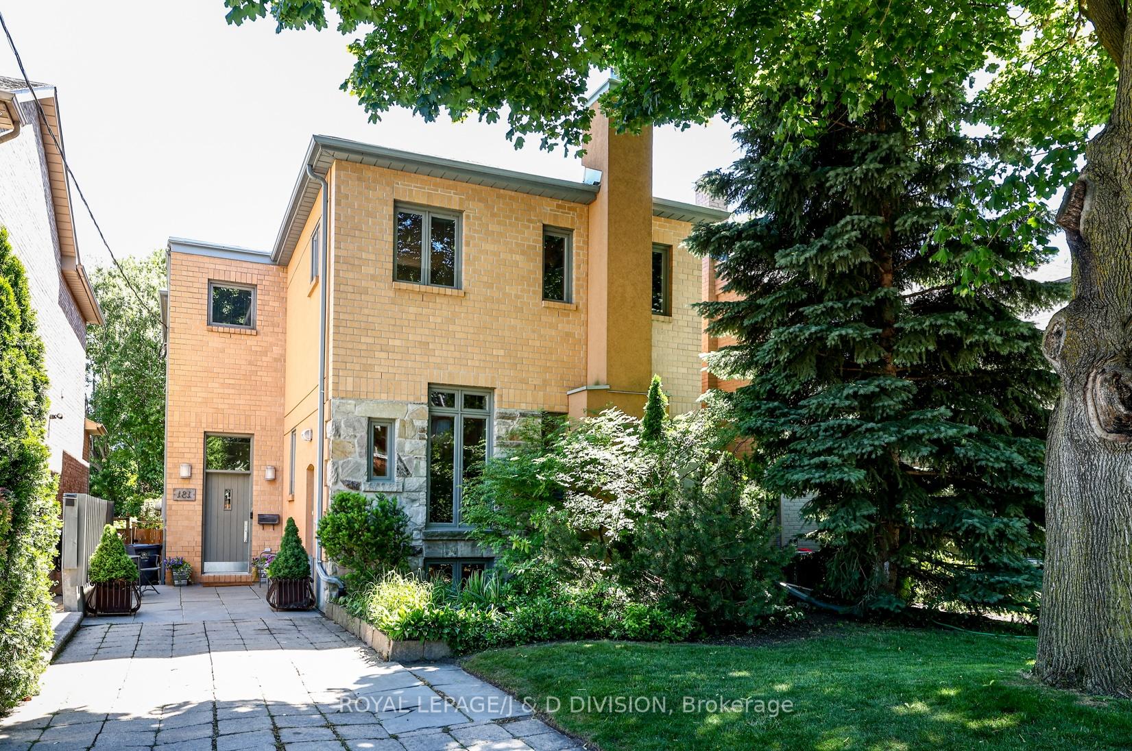 181 Rumsey Road, Toronto, ON, M4G 1P4