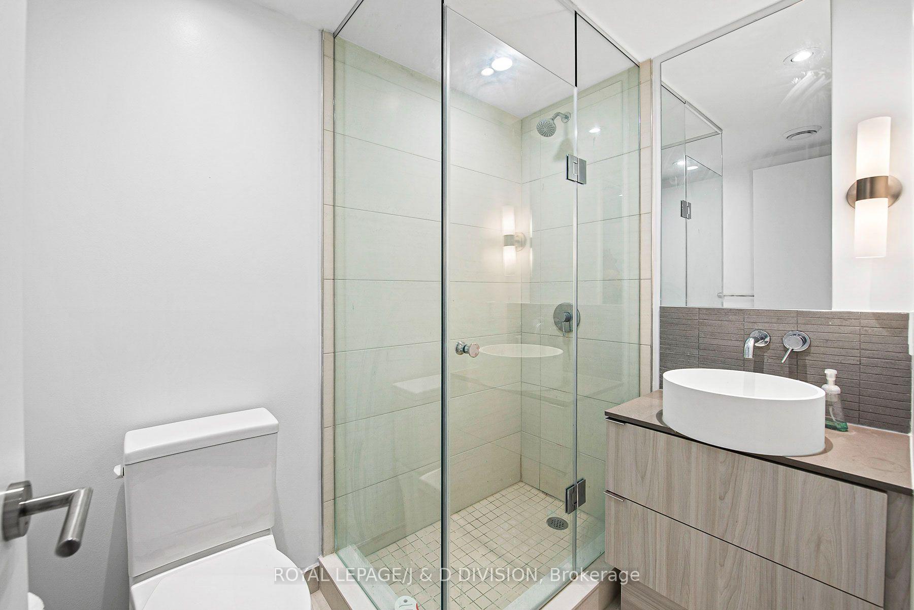 3 Pc Main Bathroom