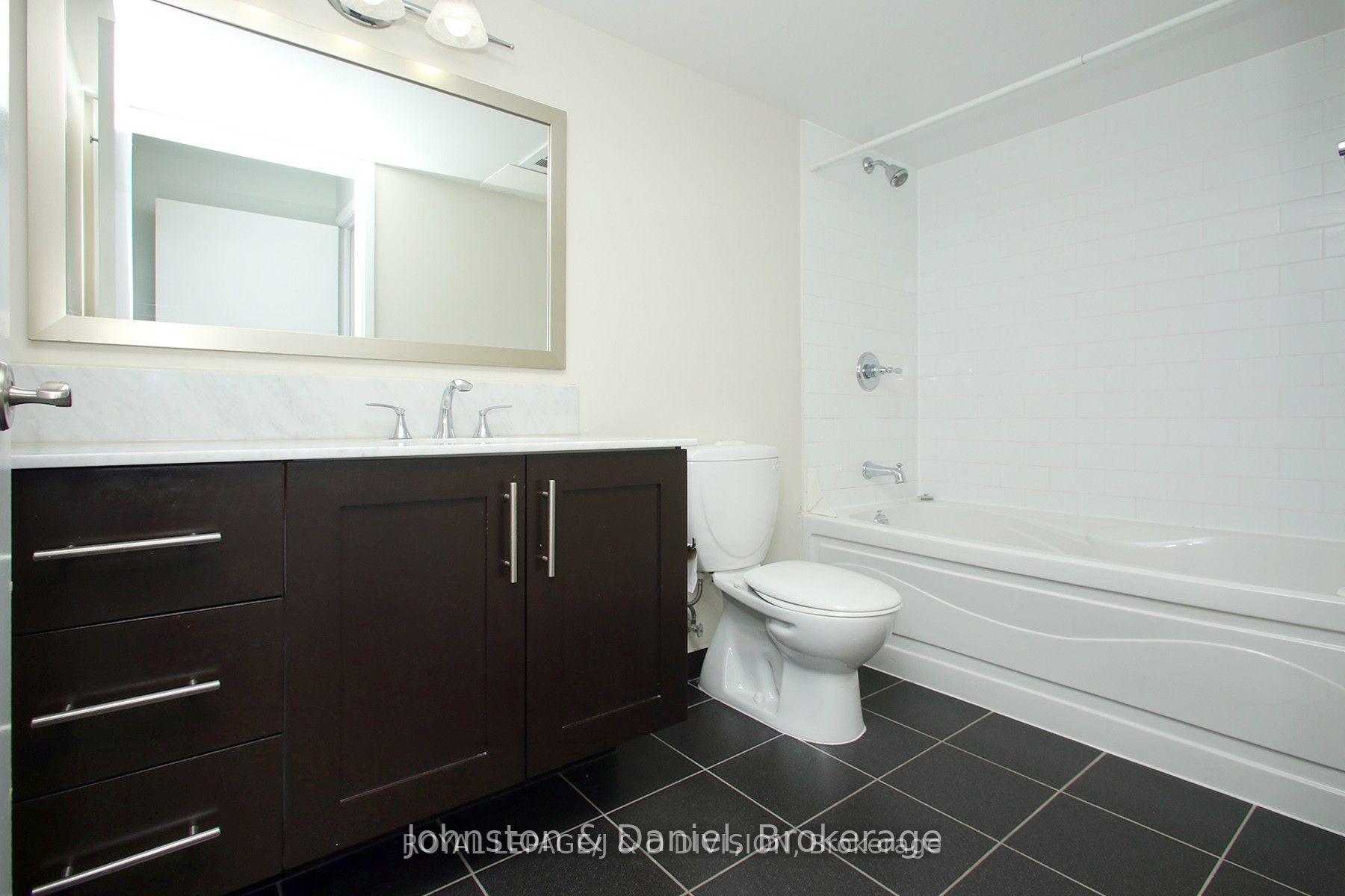 4 piece main bath
