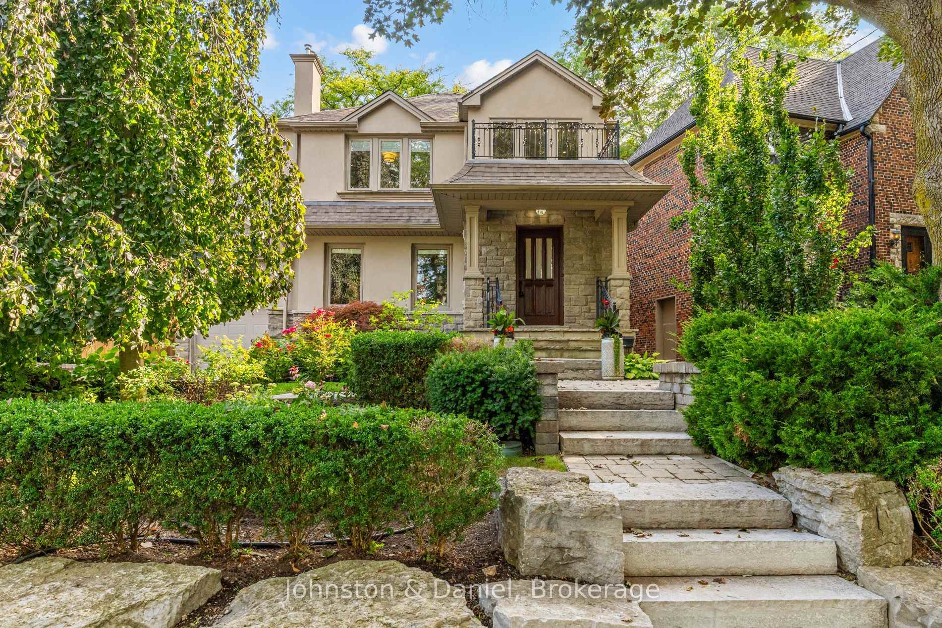 77 Lawrence Crescent, Toronto, ON, M4N 1N3
