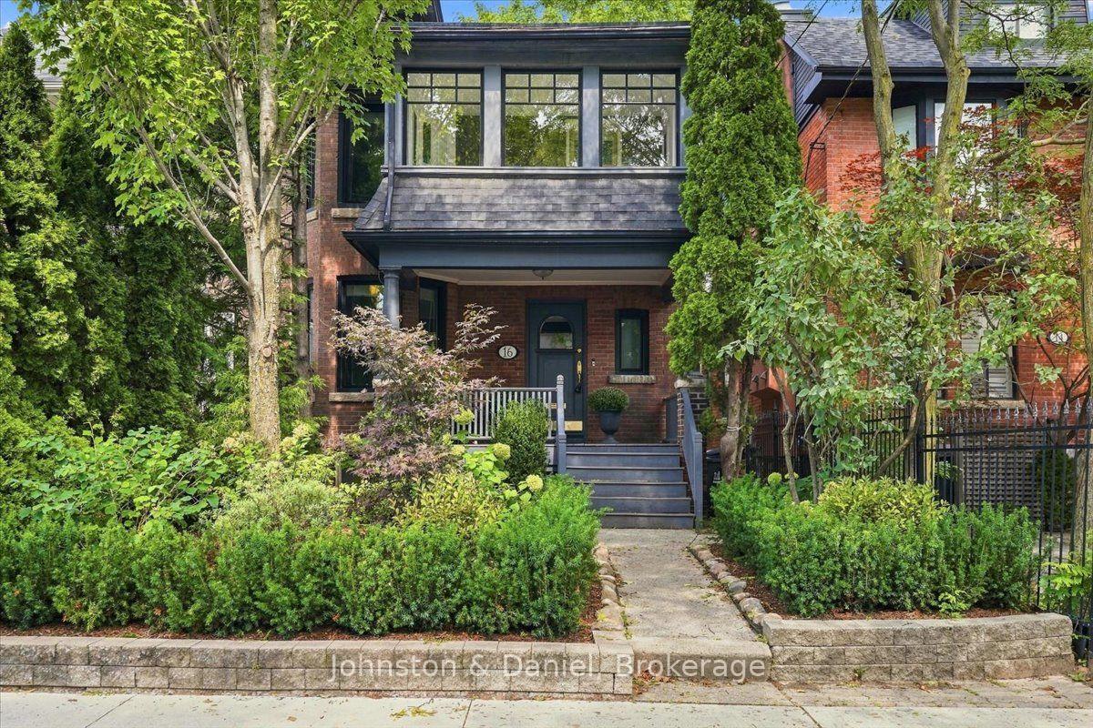 16 Barton Avenue, Toronto, ON, M5R 1G8