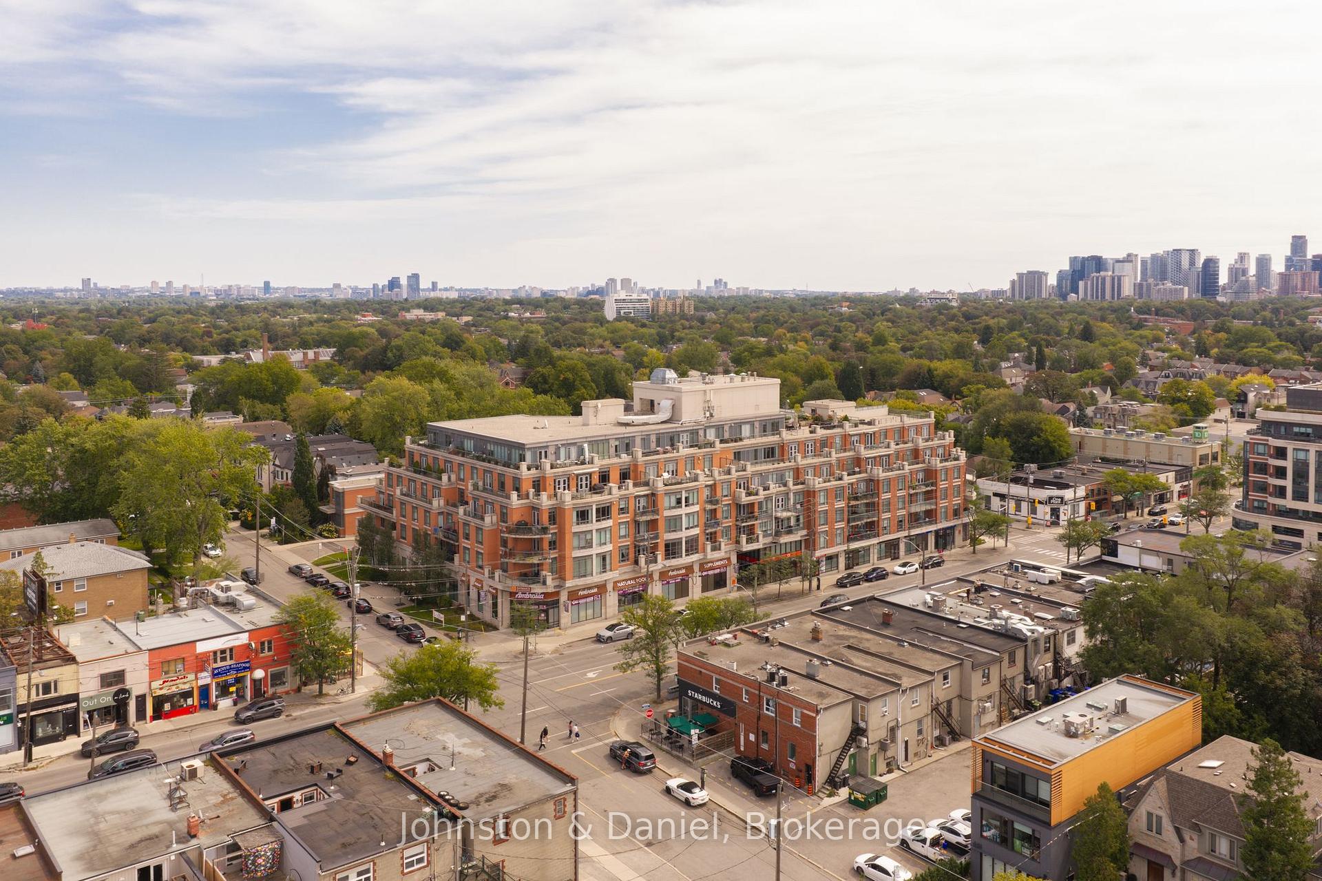 1717 Avenue Rd looking NW