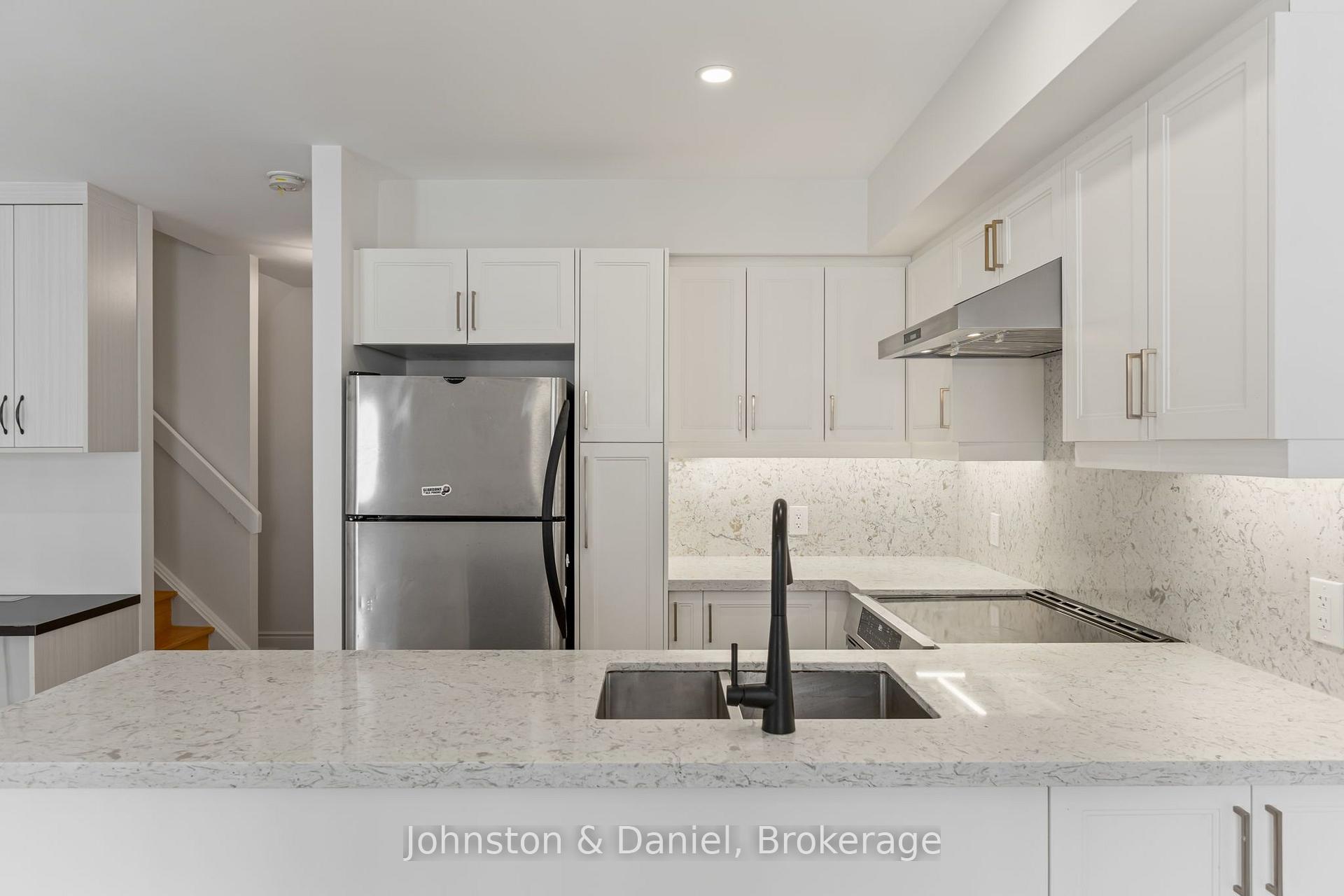 Kitchen w plenty of storage