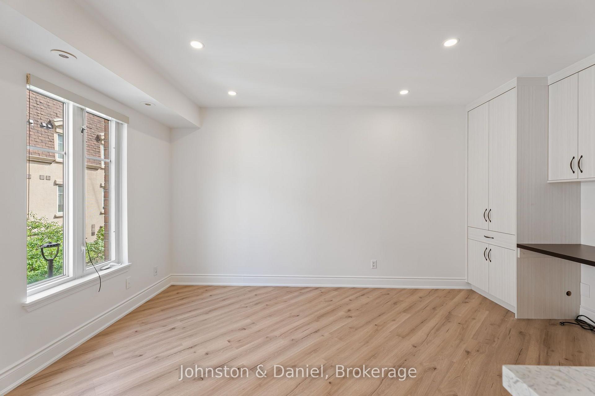 Living Room w recessed lighting