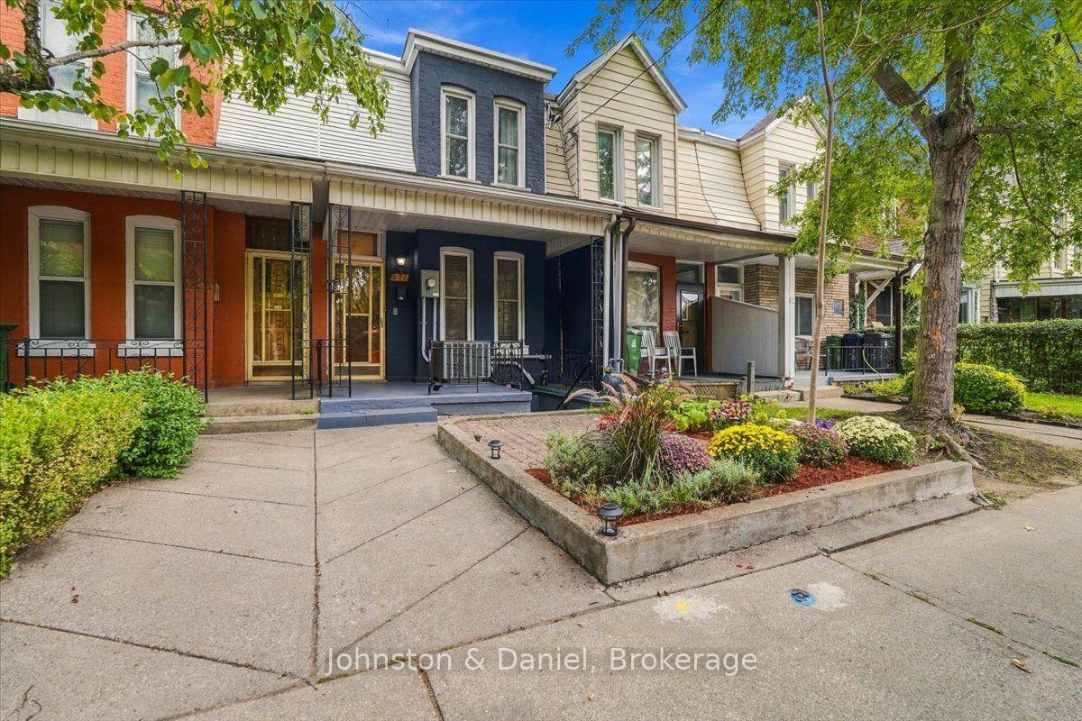 321 Euclid Avenue, Toronto, ON, M6J 2K1