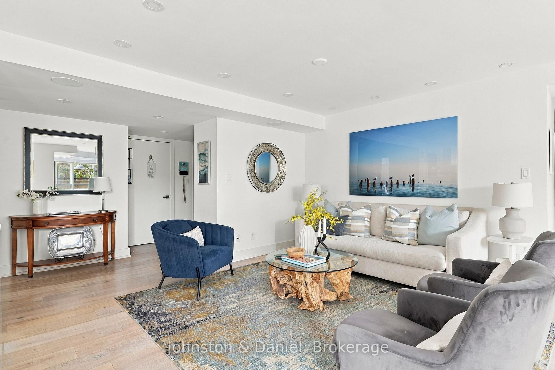 Living Room looking to Entrance