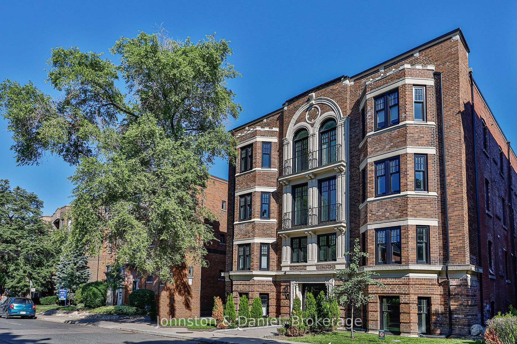 314 Lonsdale Road #7, Toronto, ON, M4V 1X4