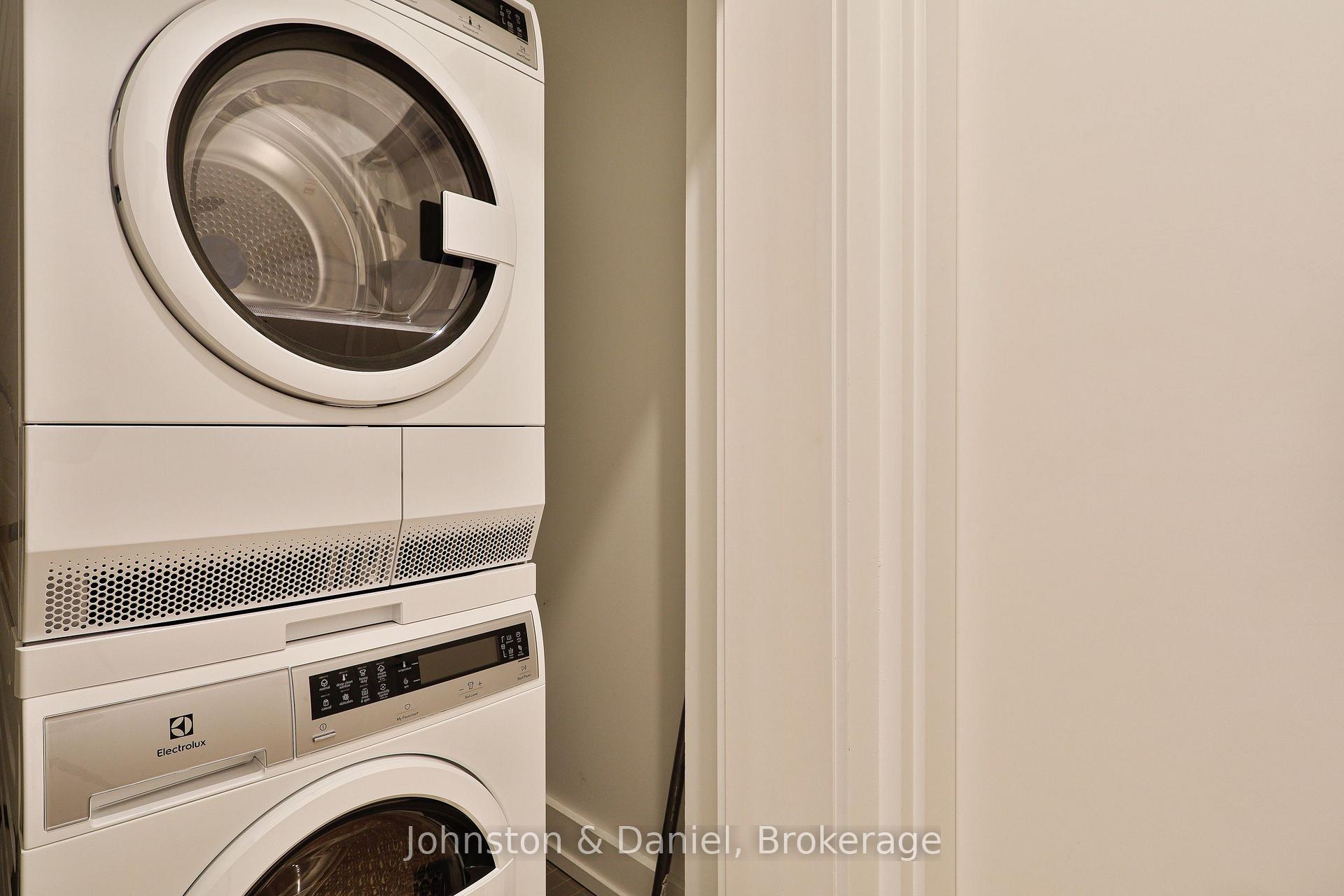Ensuite Laundry