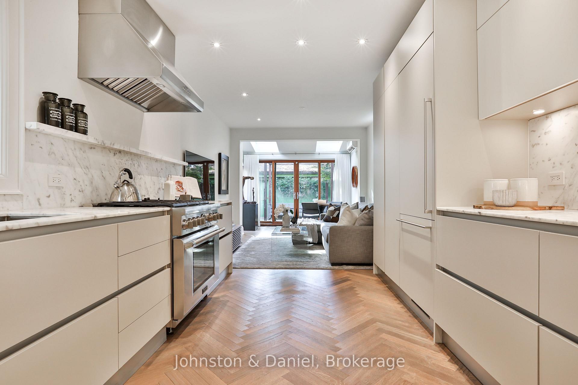 Calcutta marble counters and backsplash