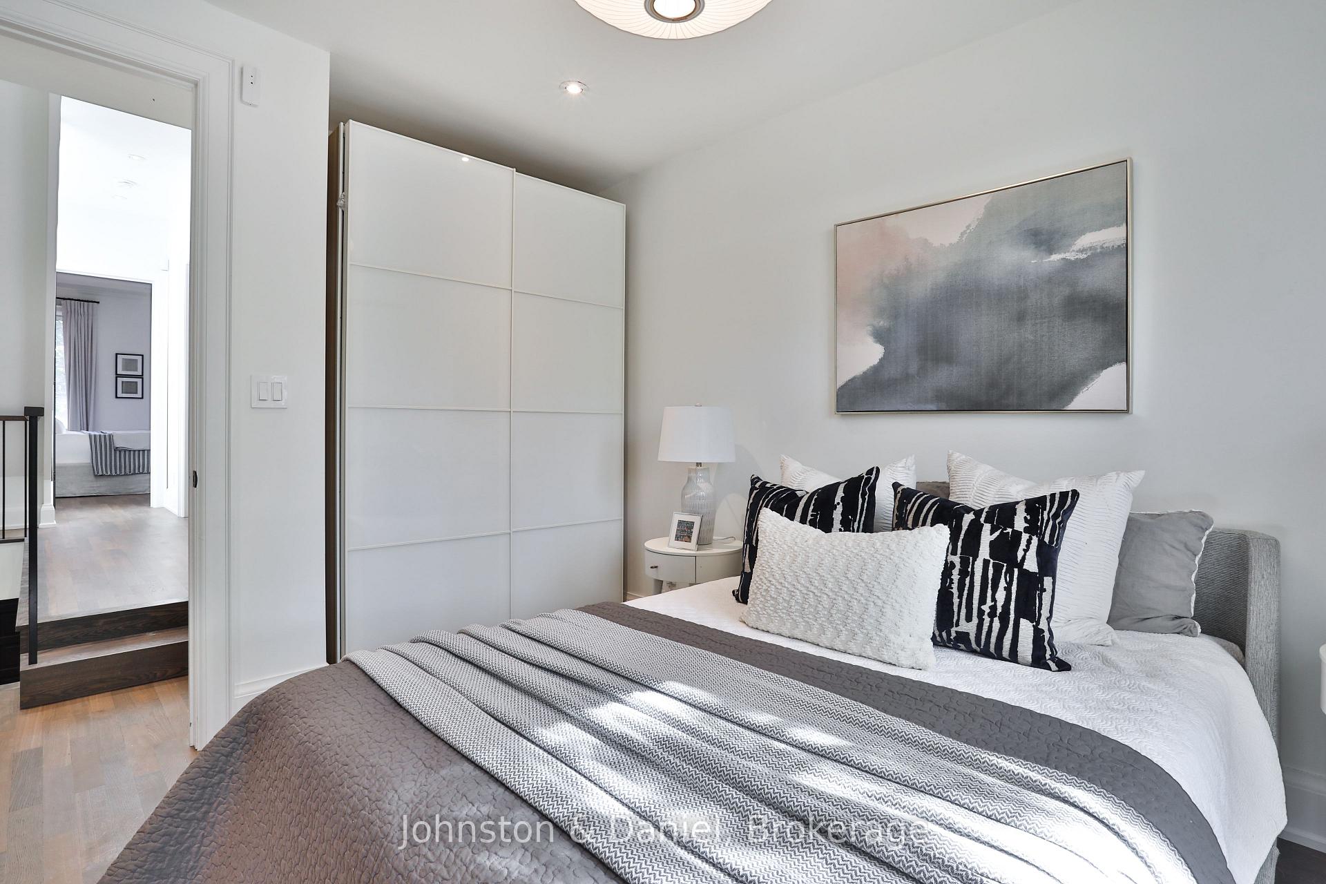 Integrated modern double closet