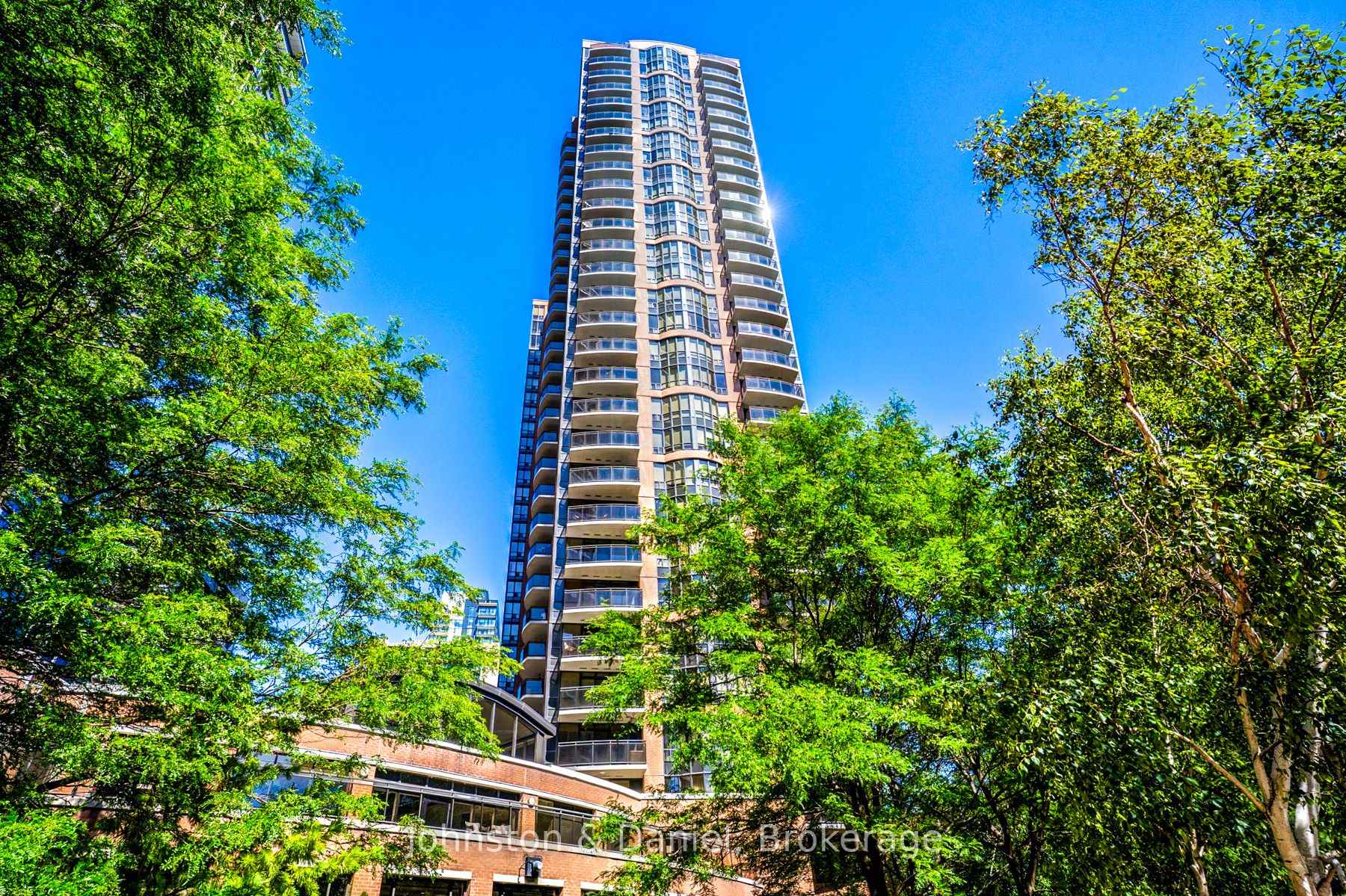 33 Sheppard Avenue E #805, Toronto, ON, M2N 7K1