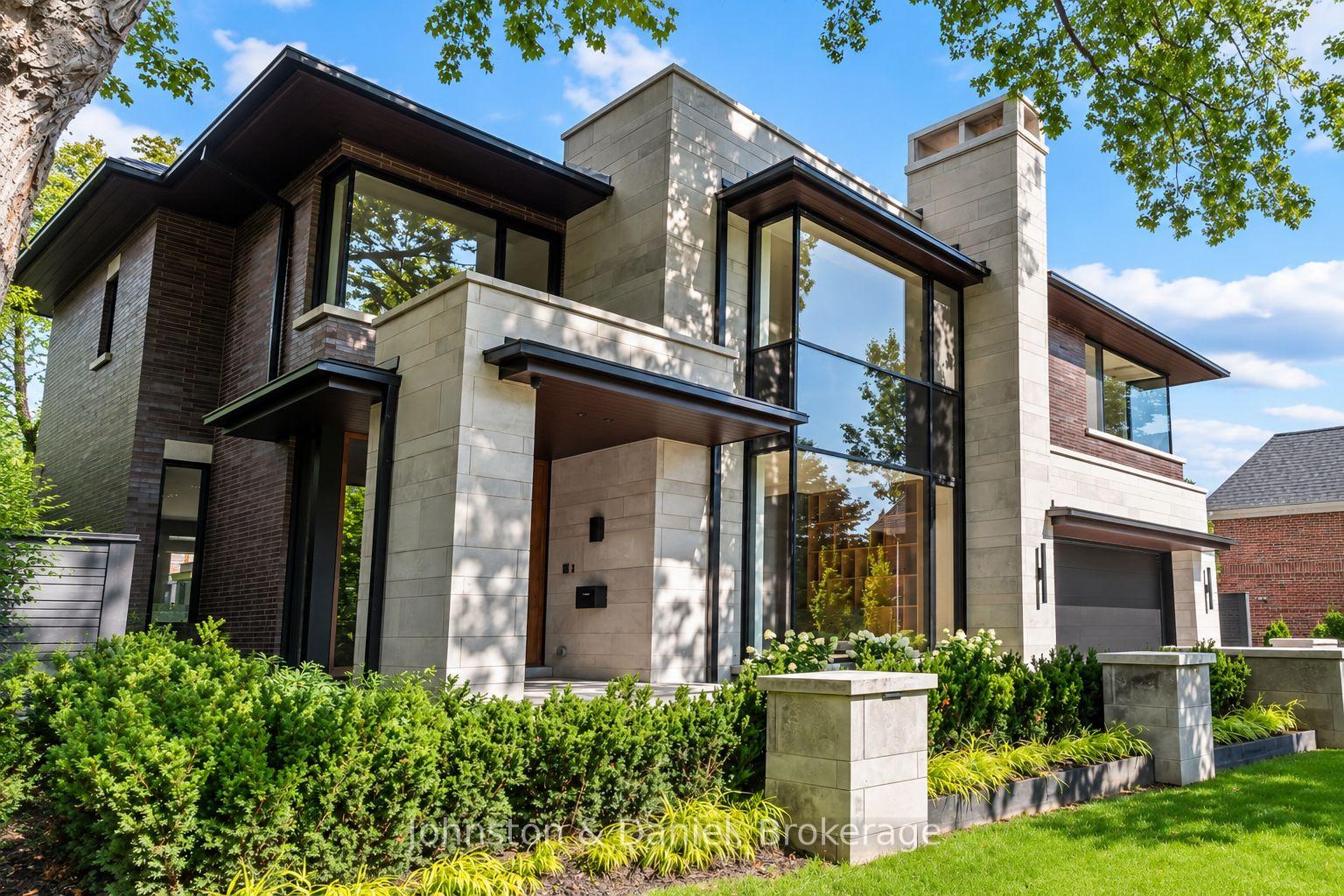 5 Fidelia Avenue, Toronto, ON, M4N 3E7