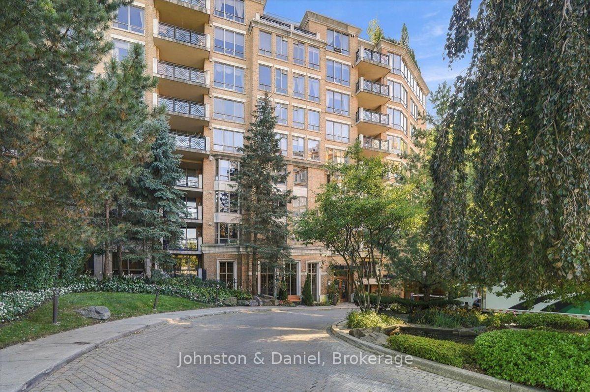 3600 Yonge Street #729, Toronto, ON, M4N 3R8