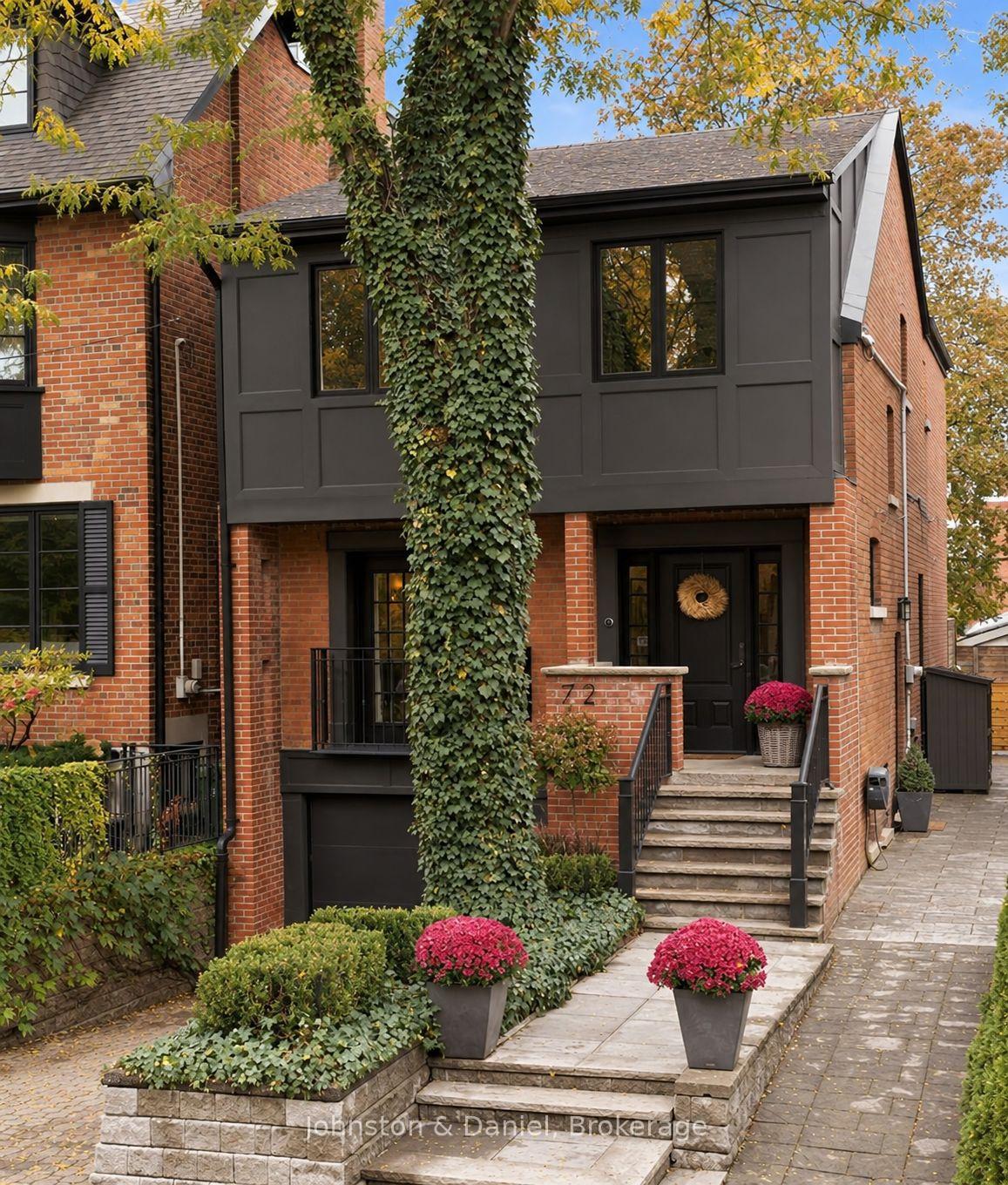 72 Gormley Avenue, Toronto, ON, M4V 1Z1