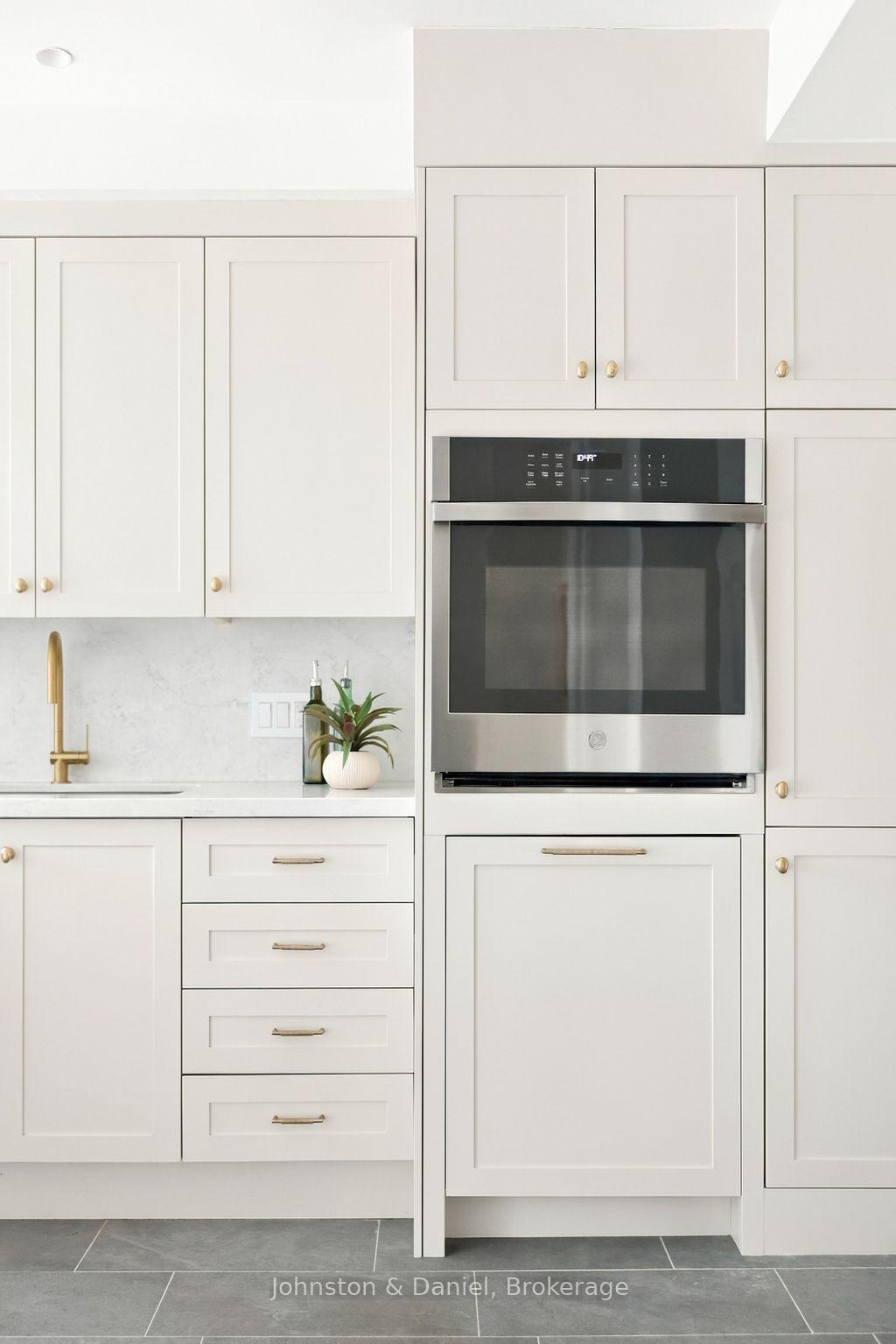 Built-In Oven
