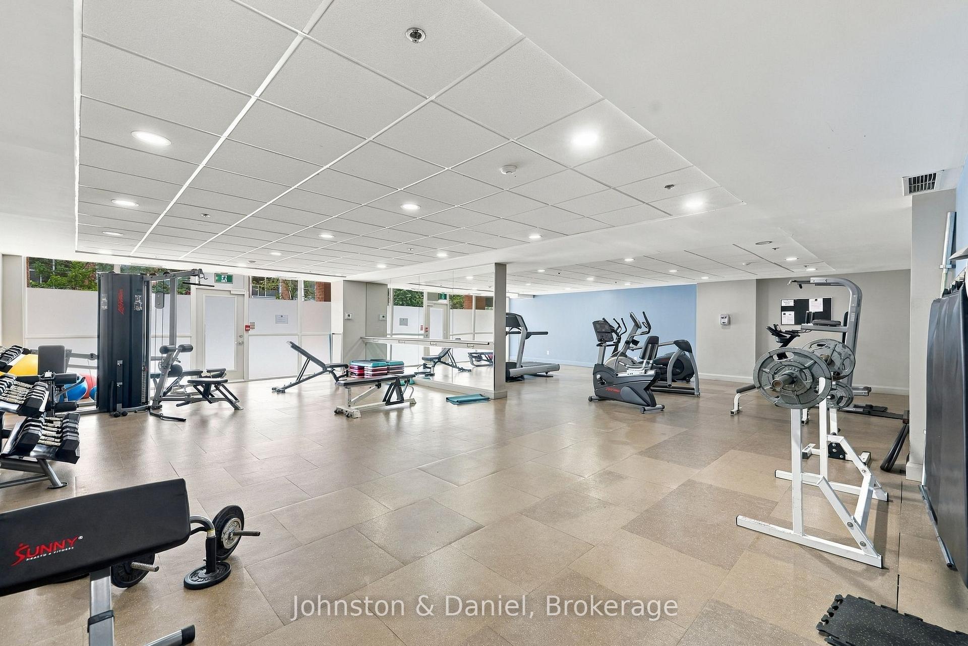 Building Amenities: Gym